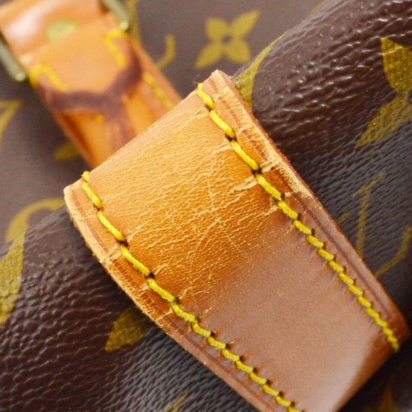 Auth Louis Vuitton Monogram Keepall 55 Travel Duffle Handbag - Picture 4 of 11